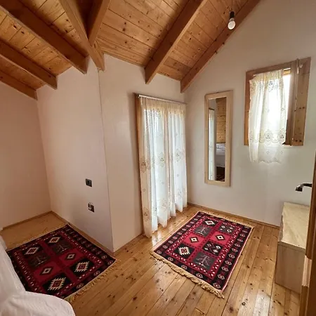Ana Tjeter Bed & Breakfast Tirana